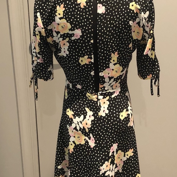 Top Shop Ladies silky black floral printed dress - Picture 2 of 2
